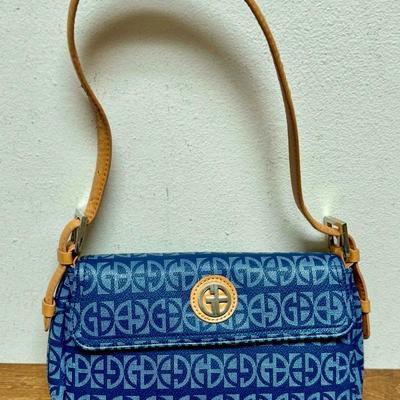 Sale Photo Thumbnail #313: Approx. 7" x 12" bag, good condition.
