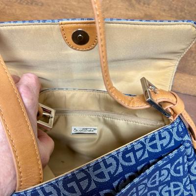 Sale Photo Thumbnail #312: Approx. 7" x 12" bag, good condition.