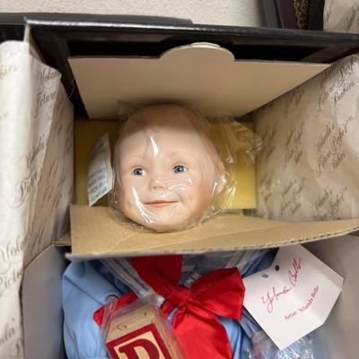 Sale Photo Thumbnail #224: Very Good condition