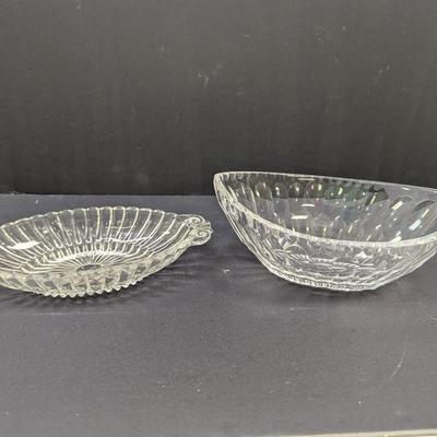 Sale Photo Thumbnail #1531: Vintage Anchor Hocking Clear Pressed Glass Dish With Handles & Glass Bowl