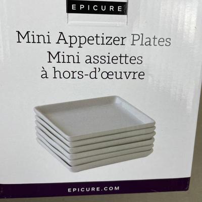 Set of 6 White China Mini Appetizer Plates