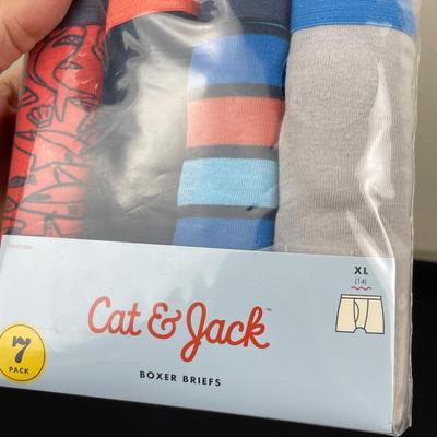 New Boy’s 7 Pairs Size XL Boxer Briefs