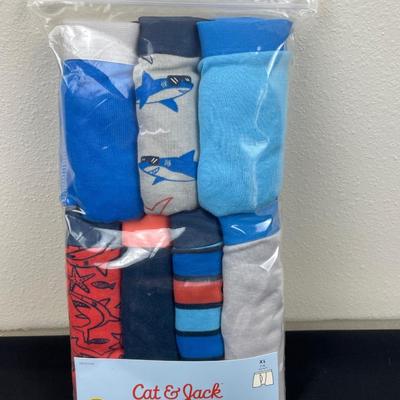New Boy’s 7 Pack Boxer Briefs Size XL