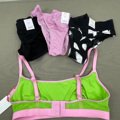 New Women’s XS Panties and Small Bralette