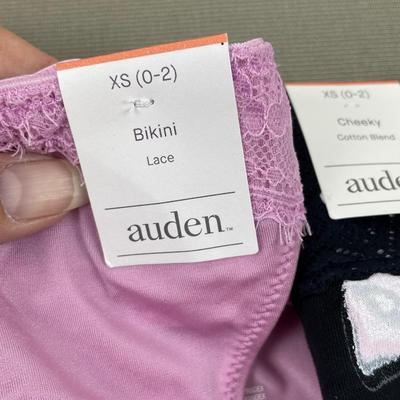 New Women’s XS Panties and Small Bralette