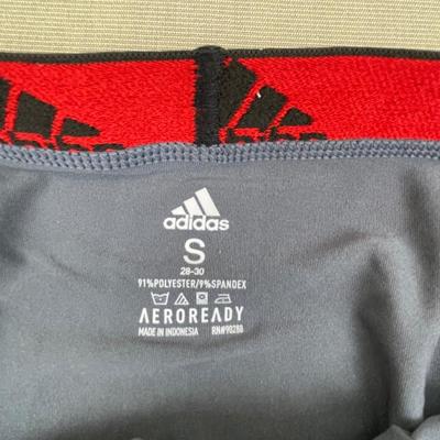 Men’s Adidas boxer Brief Size Small 28-30”