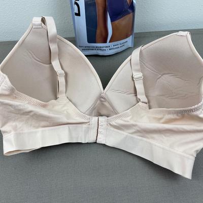 2 New DKNY Wireless Plunge Bras XL