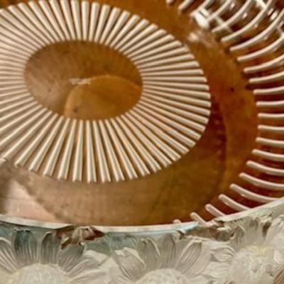 Vintage Lalique Marguerites Crystal Bowl