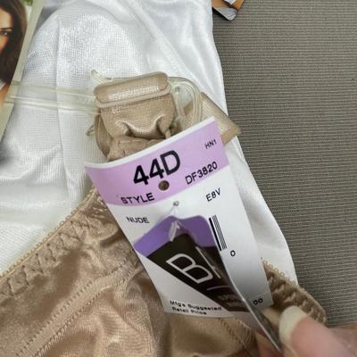 2 New Bali Wirefree Bras Size 44D