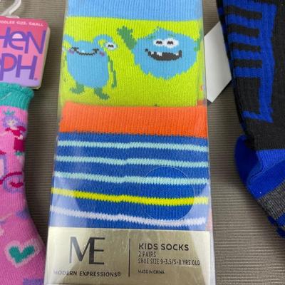 4 Pair New Toddler Socks S/M
