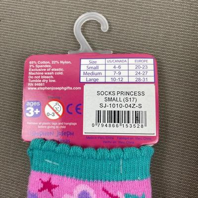 4 Pair New Toddler Socks S/M