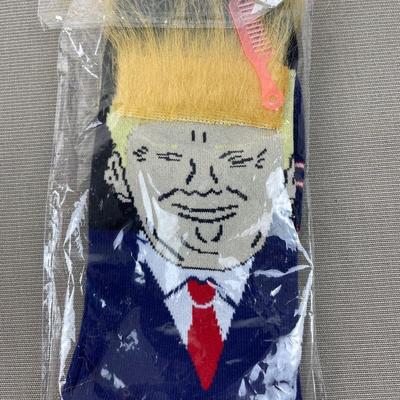 New Novelty Trump Socks with Comb