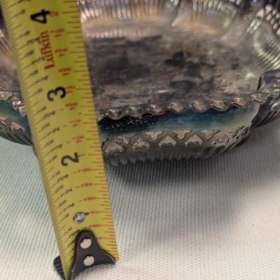 Sale Photo Thumbnail #3017: Walker & Hall Sheffield English Silverplate Pierced Basket #5935, circa 1910
