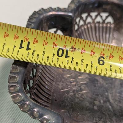 Sale Photo Thumbnail #3015: Walker & Hall Sheffield English Silverplate Pierced Basket #5935, circa 1910