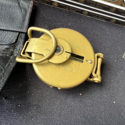Lot 206 Cigar box of keys & other