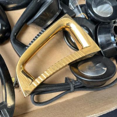 Lot 207 Volrath Pot handles