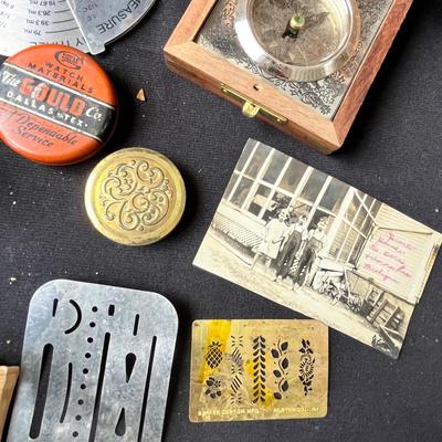 Lot 208 Vintage advertising items
