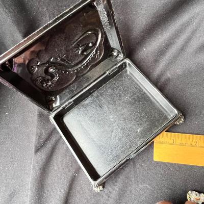 Lot 213 Chinese card case & cloissone horses