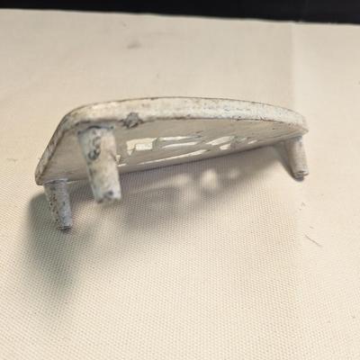 Sale Photo Thumbnail #83: Iwantu Comfort Iron By Strause Gas Iron Co. Iron Rest