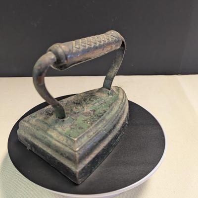 Sale Photo Thumbnail #89: Antique Cast Sad Iron