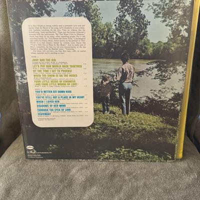 Sale Photo Thumbnail #370: "Jody and the Kid" by Roy Drusky, a country music LP record released in 1968 on the Mercury label. 
Here is information about the album:
Artist: Roy Drusky
Album Title: Jody and the Kid
Release Year: 1968
Format: 12" Vinyl LP, Stereo
Record Label: Mercury