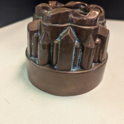 Sale Photo Thumbnail #1904: Hammered Antique Victorian Copper Pudding Jelly Baking Mold
