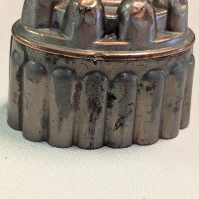 Sale Photo Thumbnail #1937: Hammered Antique Victorian Copper Pudding Jelly Baking Mold