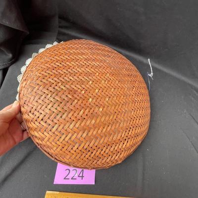 Lot 224 Wicker basket & Mushroom Wall hanging