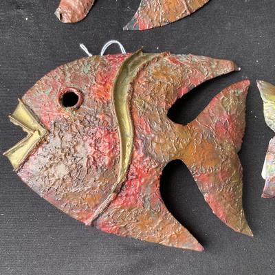 Lot 230 Tin fish wall hangings