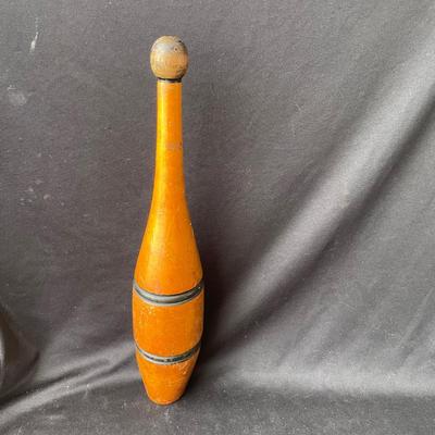 Lot 231 Juggling baton