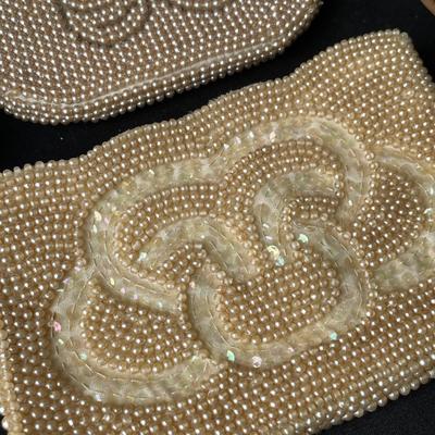 Lot 233 Lot of purses & bags