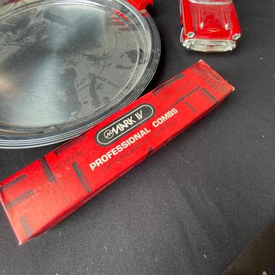 Lot 237 Odd assortment