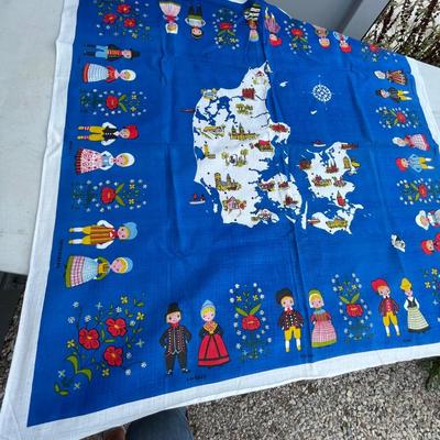 Lot 241 Scandanavian Linen