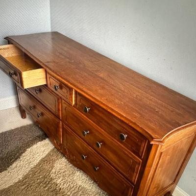 Ethan Allen French provincial dresser