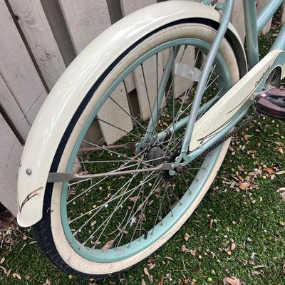 Huffy Woman’s Bicycle