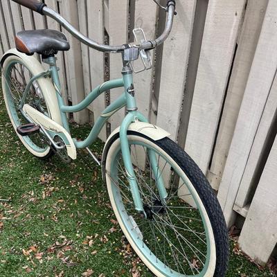 Huffy Woman’s Bicycle