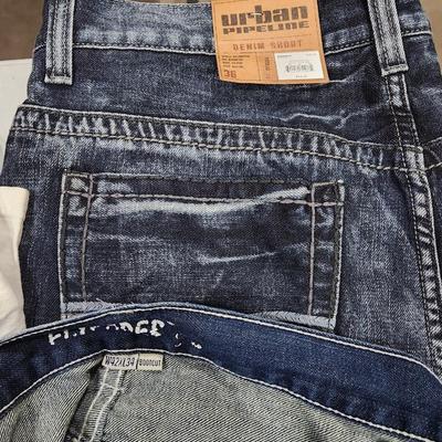 Sale Photo Thumbnail #96: Vintage Levi's and Urban New Tag Jeans, Hockey Jersey, Chaps Ralph Lauren Polo, Remington, All vintage and one or more single stitch. Great value!

Will receive everything pictured
Sizes for everything can be seen in pictures