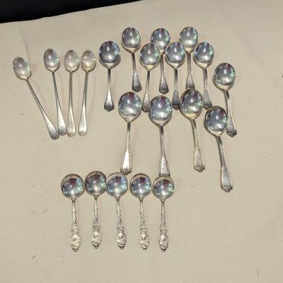 Sale Photo Thumbnail #2020: Rogers & Bros AI - Reed & Barton 12 Silverware