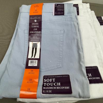 4 New Pair Gloria Vanderbilt Jeans Size 16