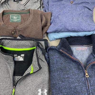 6 Piece Men’s Lot, Under Armour, Bass Size Large