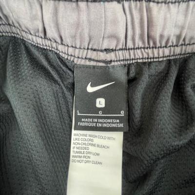 New Men’s Nike Gym Shorts Large Plus 3 more