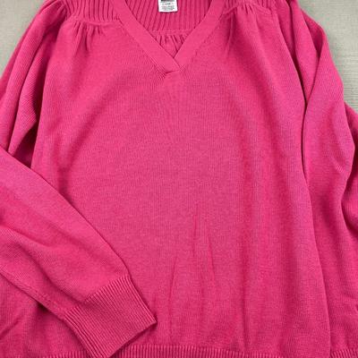 4 Women’s Sweaters XL The North Face, CK