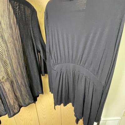 5 Black and White Cardigans XL Calvin Klein and more