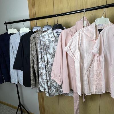 8 Women’s Shirts XL, 1X Chaps, Liz
