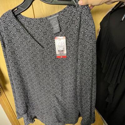 8 Dressy blouses XL Some NWT