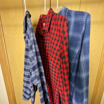 3 Orvis Women’s Flannel Shirts Medium