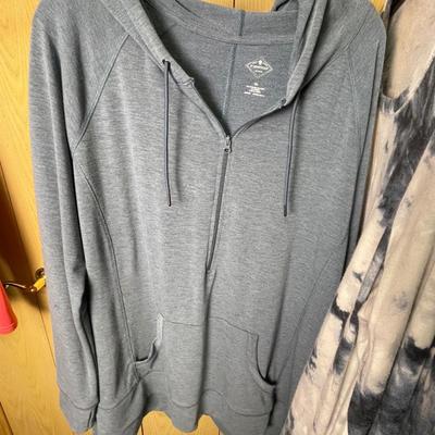 7 Women’s Casual tops XL