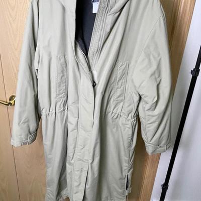 Women’s Lands End Long Coat Size 18-20