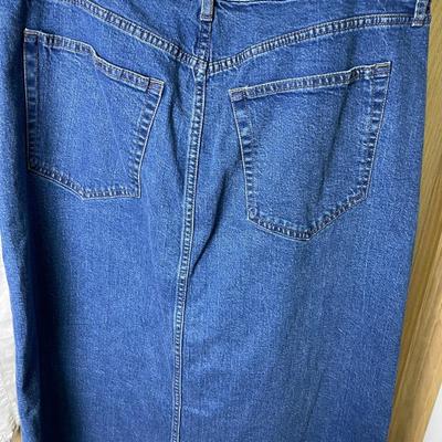 3 New Women’s Bottoms XL