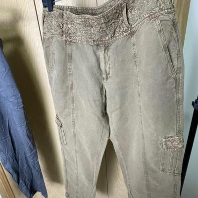 3 New Women’s bottoms XL